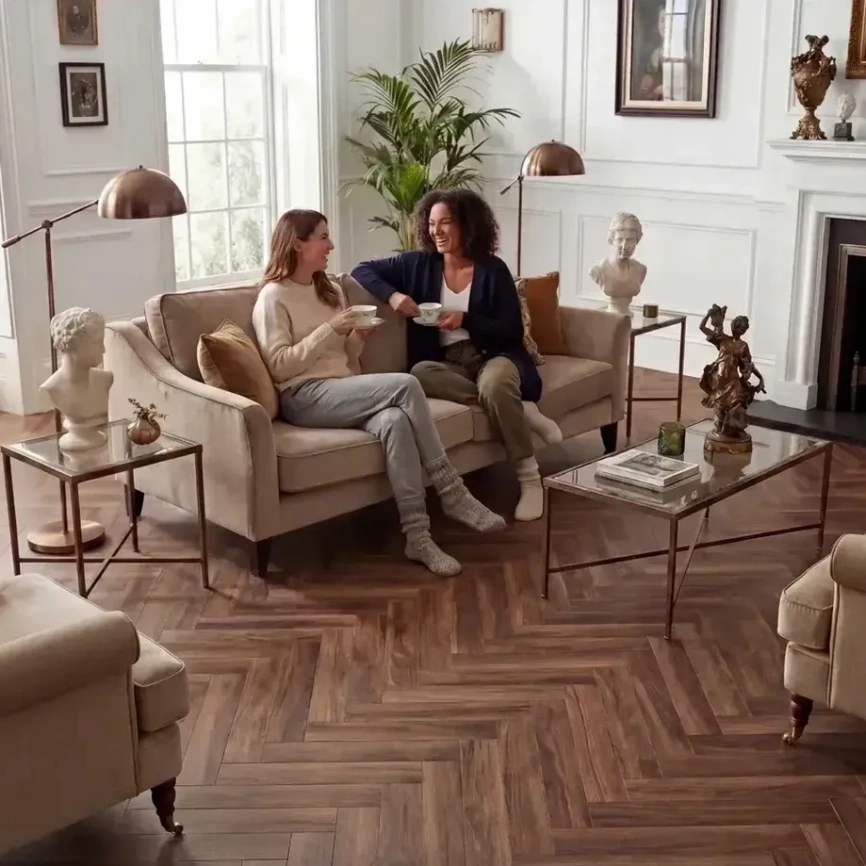 HDF ламинат FLOORFORT Walnut Tree Елочка «Орех Кембридж» фото 1